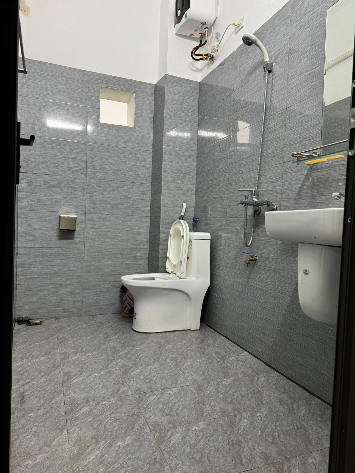 Nho Quan Hotel Minh Thang מראה חיצוני תמונה
